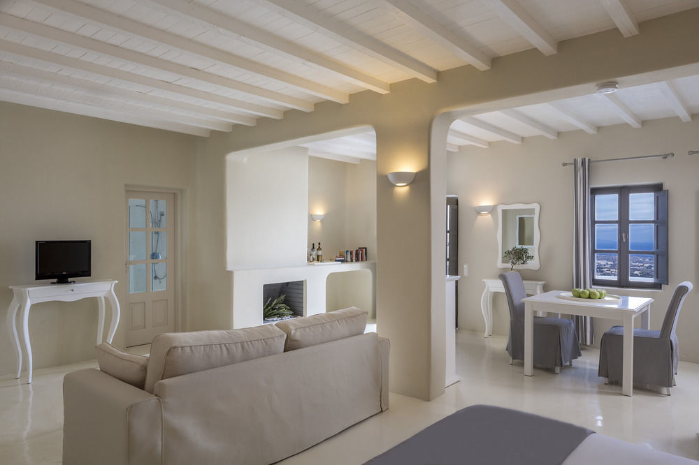 Hotel Carpe Diem Santorini Pýrgos