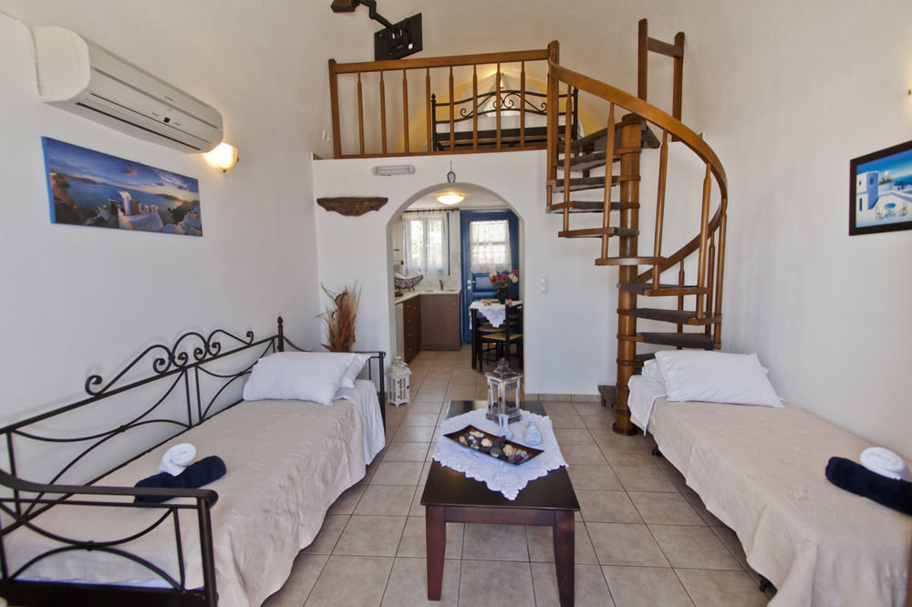 Golden East Hotel 3*