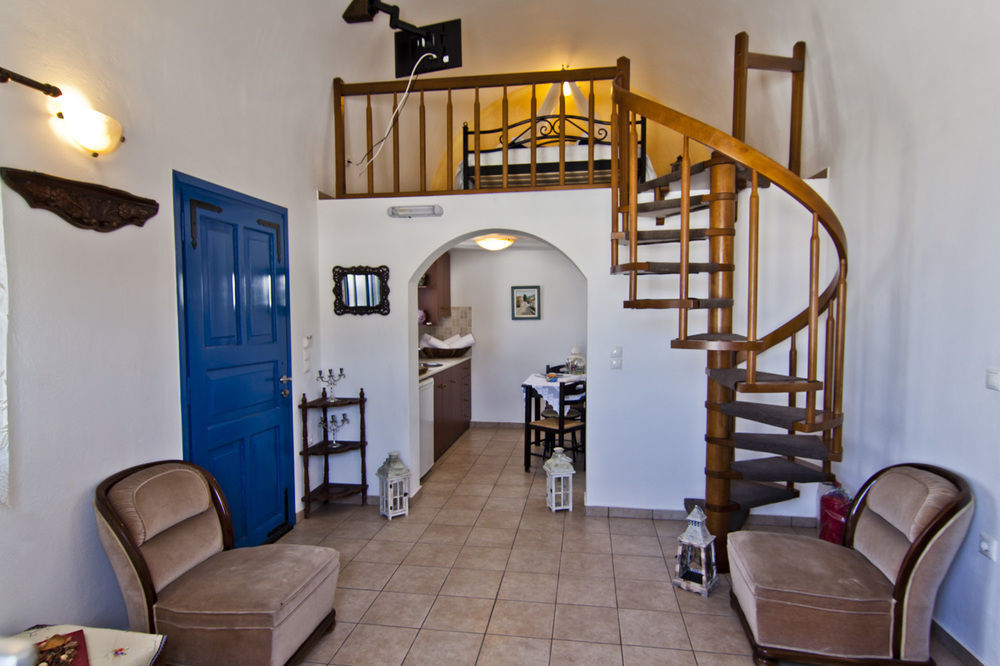 Hotel Golden East Santorini Island