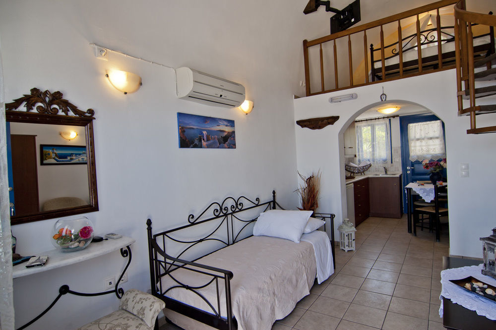 Golden East Hotel 3*