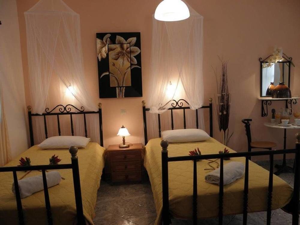 Danae Hotel