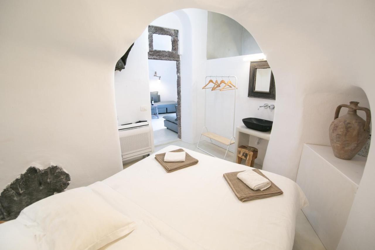 Opsis Cave House Oia (Santorini)
