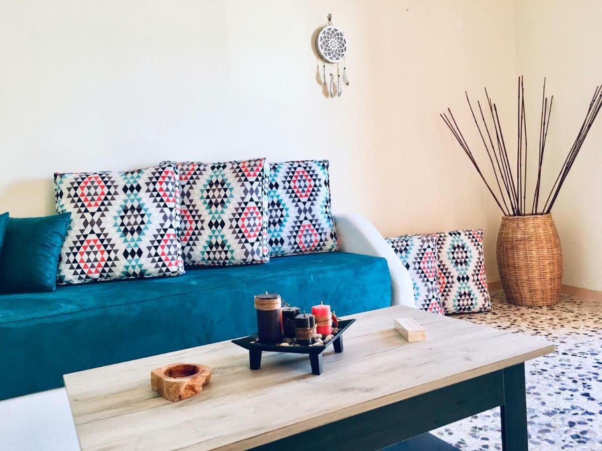 Atlantida Spacious Flat Holiday home Fira (Santorini)
