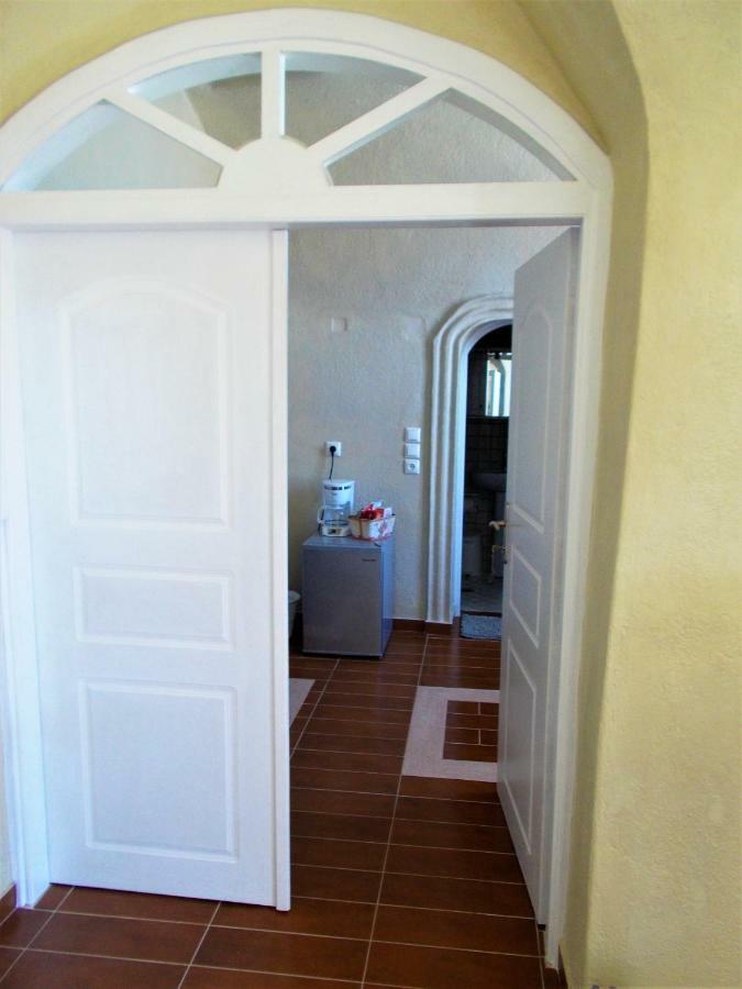 Loukas Kontos Traditional House Holiday home Emporio (Santorini)