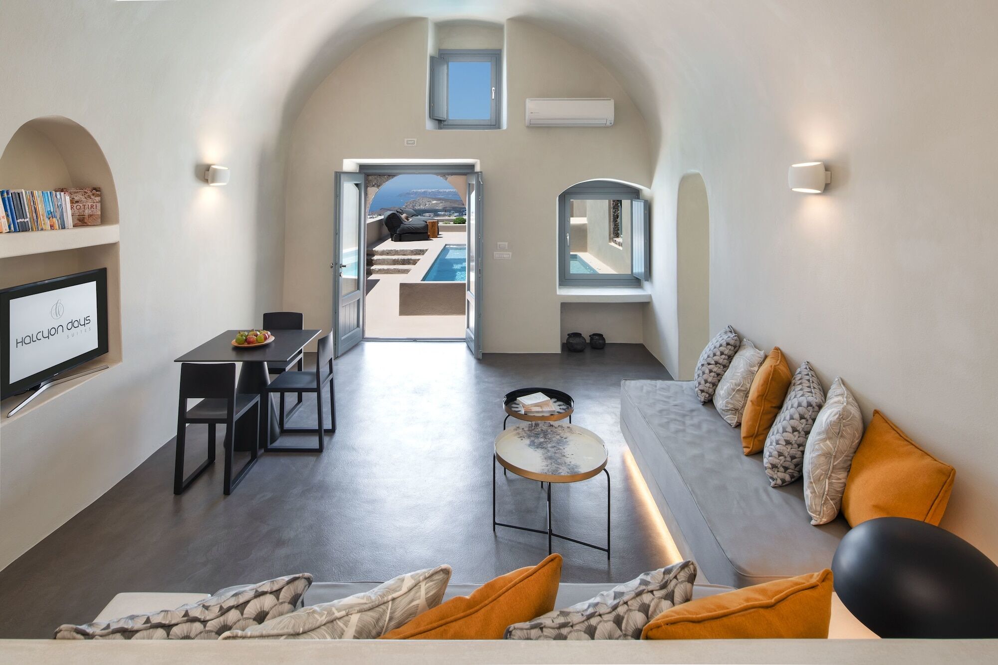 Halcyon Days Pyrgos Kallistis