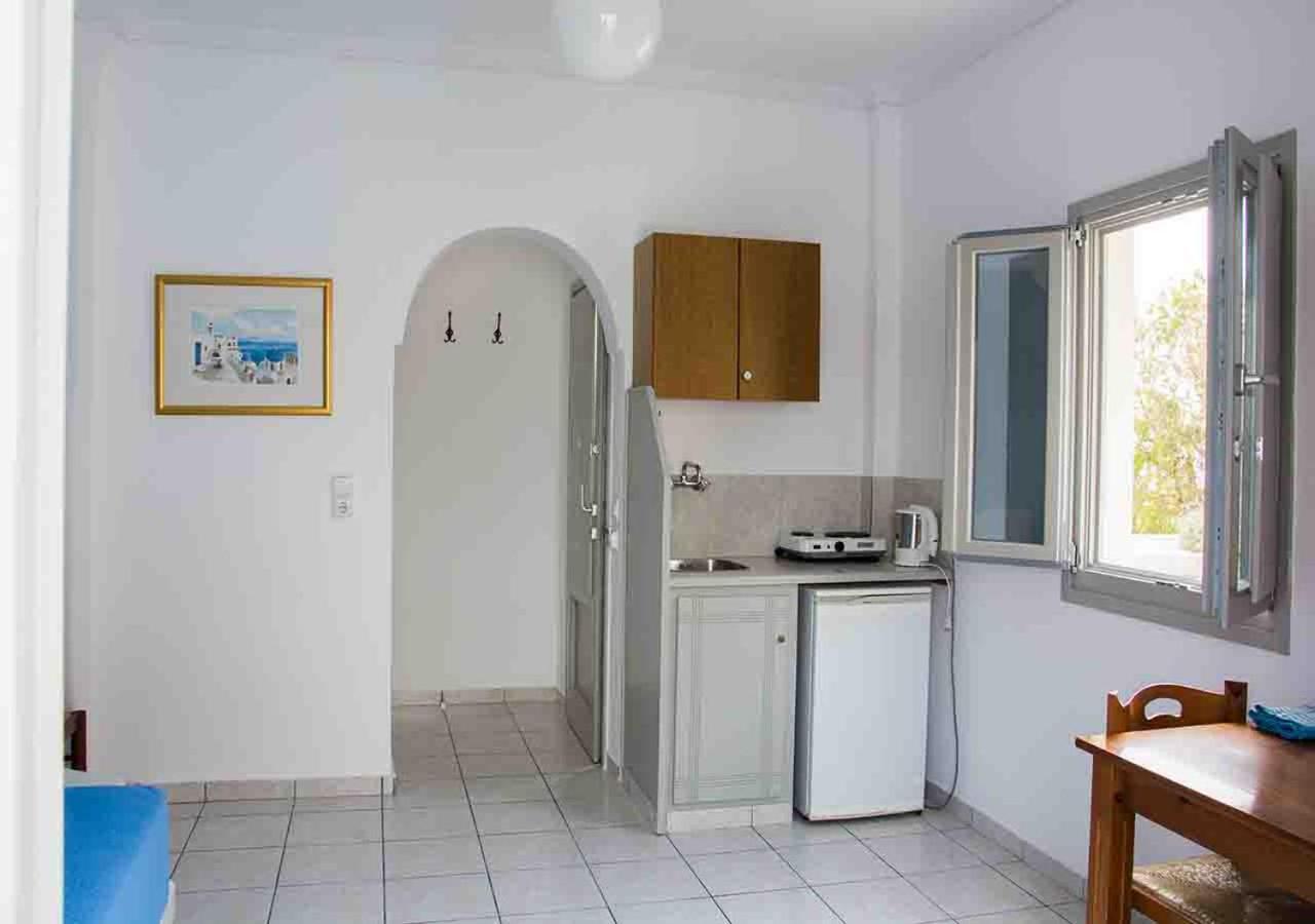Sail & Apartamento Kamári